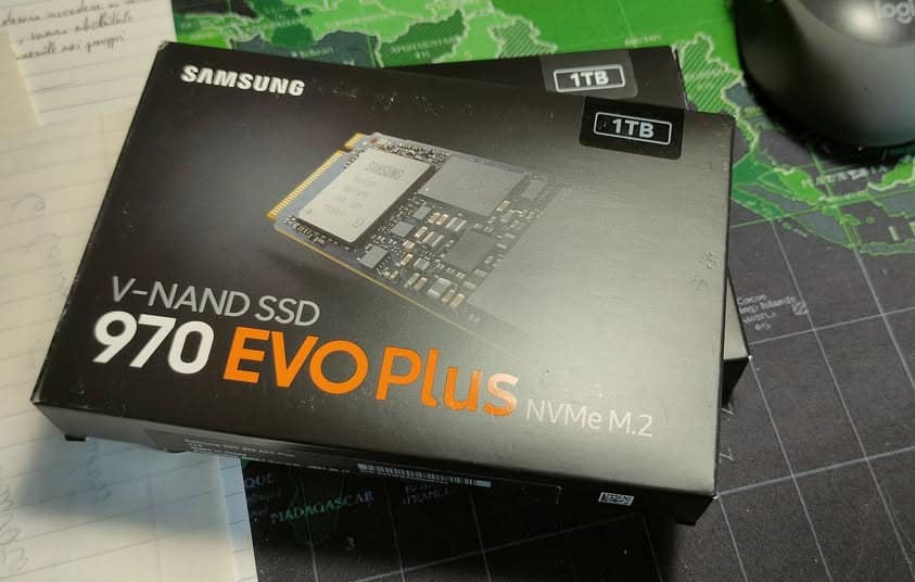 due SSD Samsung 970 evo plus da 1TB, in scatola